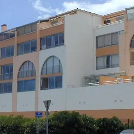 A 300m De La Avec Loggia Vitree - Fr-1-338-428 *